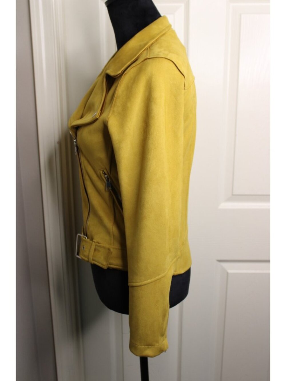 Blashe Mustard Yellow Faux Suede Moto Biker Jacket Size S Belted Zip Y2K - Picture 8 of 10